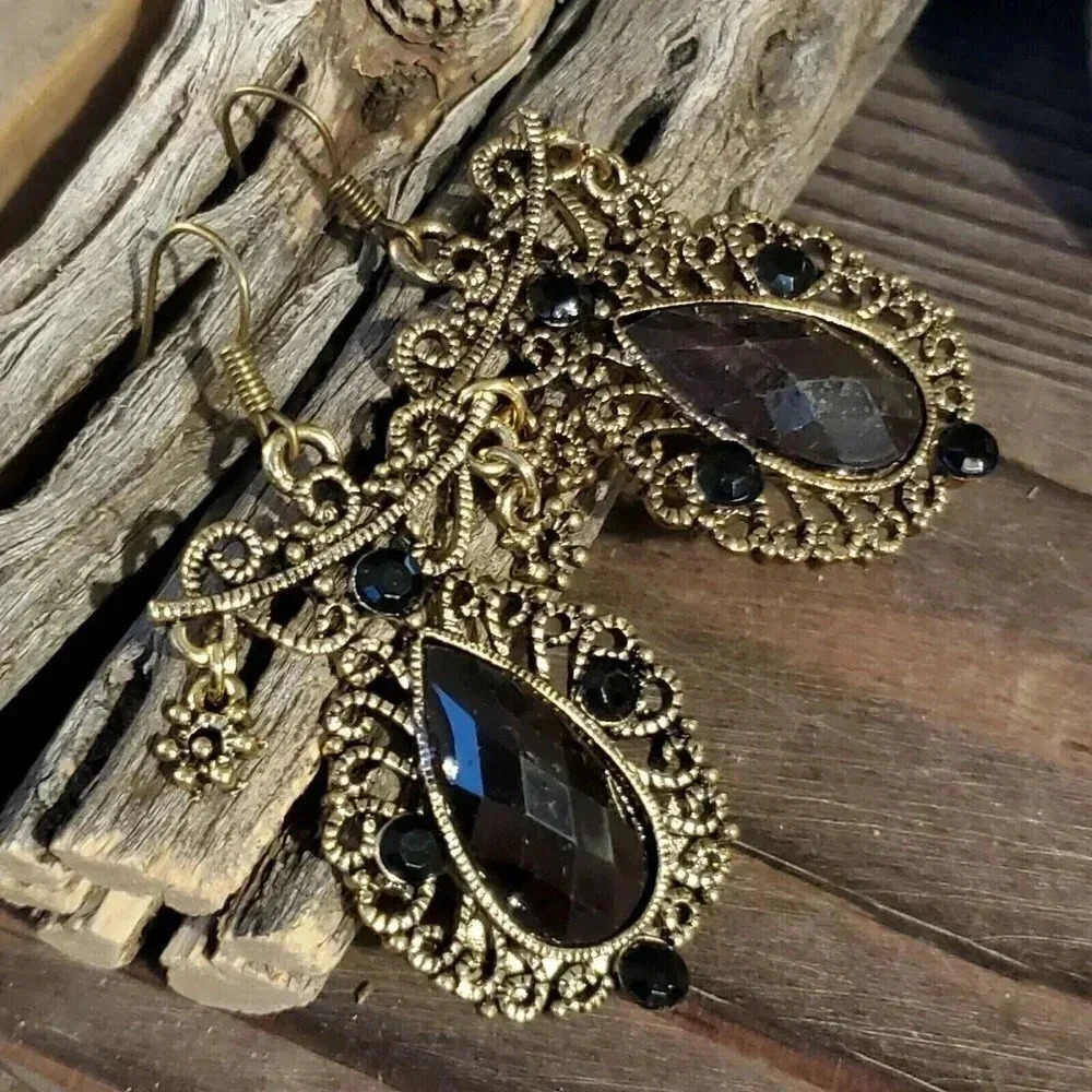 Vintage 90s Lacy Black Fancy Antique Gold Acrylic Crystal Dangle Earrings